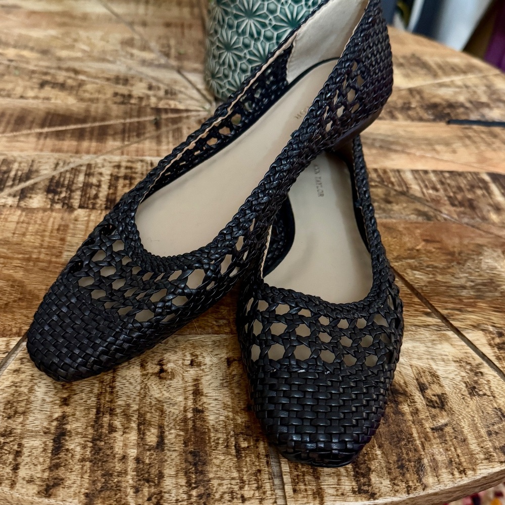 Ann Taylor  Black Woven Ballet Flats NWOT Size 7.5